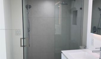 3625 N Country Club Dr 1907, Aventura, FL 33180