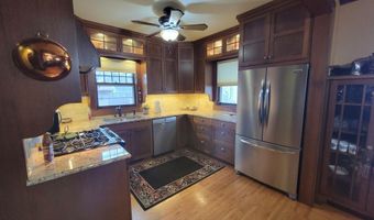 817 N Main St, Aberdeen, SD 57401