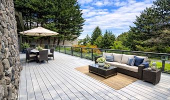 17454 BLUFF Dr, Brookings, OR 97415