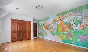 900 TUCKER Ln, Ashton, MD 20861