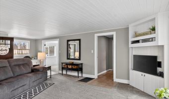 6410 W Madison Rd, Alma, MI 48801