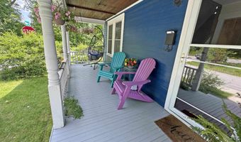 6 Willow St, Brattleboro, VT 05301