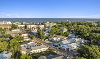 220 Main -105 South Toulme St, Bay St. Louis, MS 39520