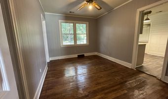 110 Harris St, Bishopville, SC 29010