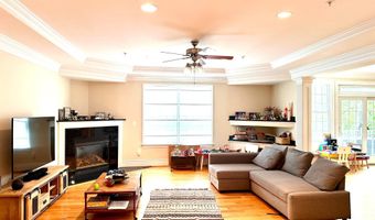 6204 MELVERN Dr, Bethesda, MD 20817