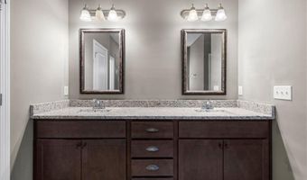 802 W RICHLAND Cir, Auburn, AL 36832