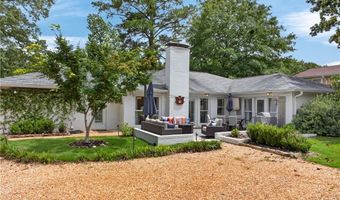 819 E UNIVERSITY Dr, Auburn, AL 36830