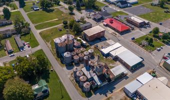 103 E Gallatin St, Adairville, KY 42202