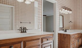 315 E College Ave, Ashburn, GA 31714