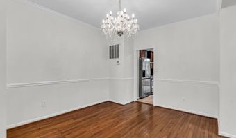 6618 FROST LAKE Ln, Alexandria, VA 22315