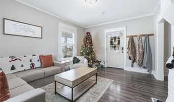 343 W 11th St, Auburn, IN 46706