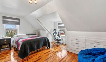 5 Webb Rd, Waterville, ME 04901