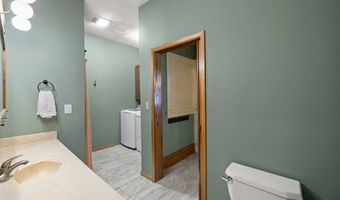 3155 NW 18th St, Ankeny, IA 50023