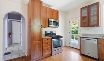 73 CHURCH Rd, Arnold, MD 21012