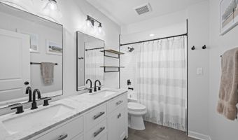 2518 N Ridge Ave, Arlington Heights, IL 60004