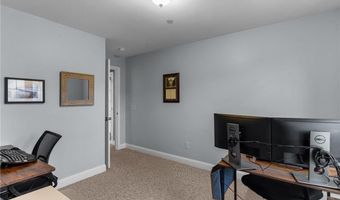 40 Saw Mill Dr 203, North Kingstown, RI 02852