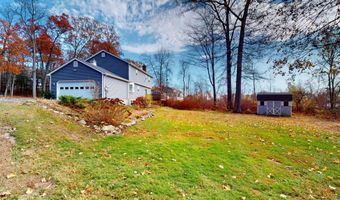 44 Flax Hill Rd, Brookfield, CT 06804