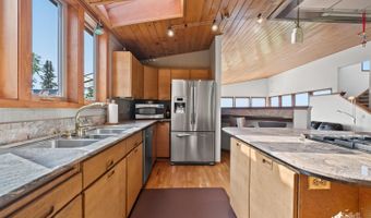 11411 Snowline Dr, Anchorage, AK 99507