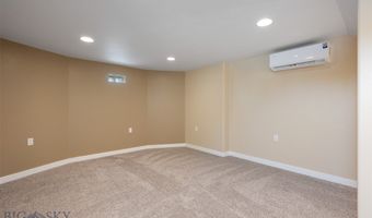 411 W 7th St, Anaconda, MT 59711