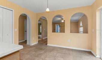 314 PINE SHADOW Ln, Auburndale, FL 33823