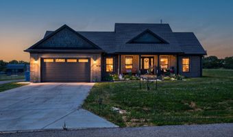 127 Hidden Valley Dr, Bardstown, KY 40004