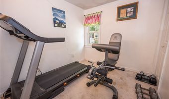 9658 Oakland St, Angola, NY 14006