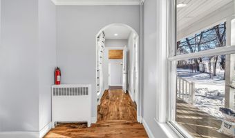 327 Essex St, Bangor, ME 04401