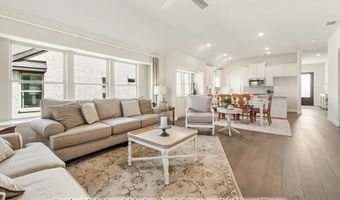 1013 Snowy Owl Dr, Alvarado, TX 76009