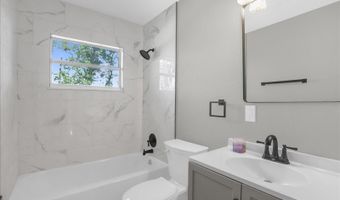 313 SALINA Dr, Altamonte Springs, FL 32701