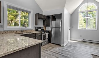 565 Wendt Dr, Angola, NY 14006