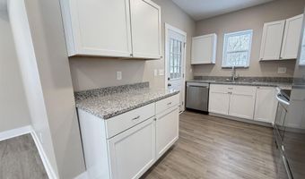 874 N Jackson St, Andrews, IN 46702