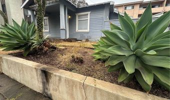 1116 S Barrington Ave, Los Angeles, CA 90049