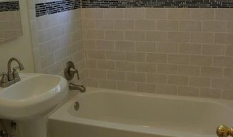 3720 TERRACE Dr, Annandale, VA 22003