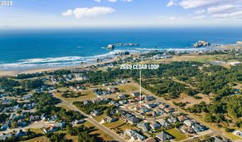 2669 CEDAR LOOP Dr, Bandon, OR 97411