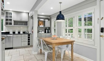 139 Holmes Ave, Darien, CT 06820