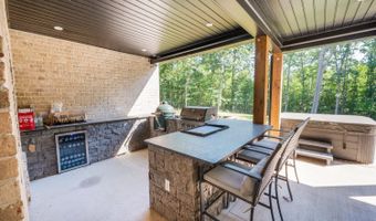 336 Somerset Dr, Appomattox, VA 24522