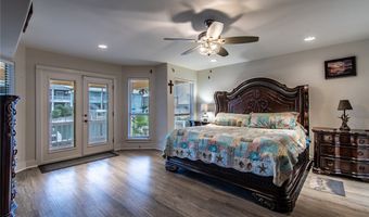 129 Sea Breeze Dr, Aransas Pass, TX 78336