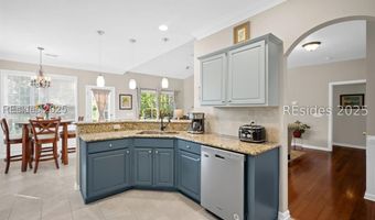 7 Stonesthrow Ct, Bluffton, SC 29910