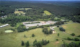 141 Holcomb Spur NW, Adairsville, GA 30103