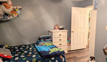 1811 MAPLE CREST Ln, Adger, AL 35006