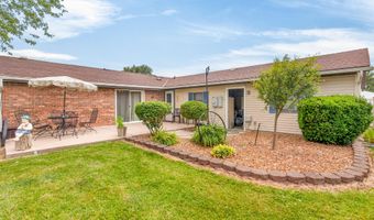 106 Meadowview Ln, Anna, OH 45302