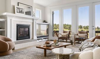2608 NW Compass Corner Loop, Bend, OR 97703