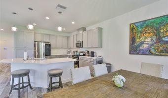 6215 VOYAGERS Pl, Apollo Beach, FL 33572