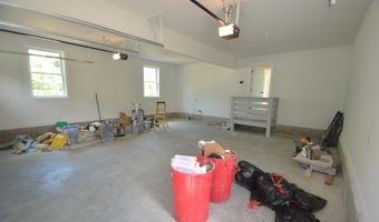 40 Tirrell Hill Rd, Bedford, NH 03110