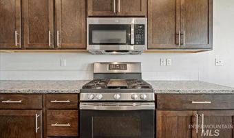 1511 White Fish Lake St, Caldwell, ID 83607
