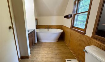212 4th St NE, Aitkin, MN 56431