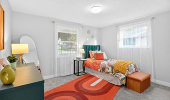 205 Linkensmith Dr, Anna, OH 45302