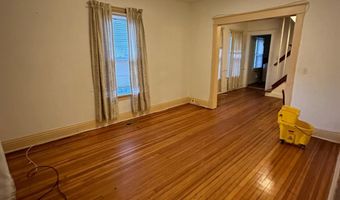 1335 MAPLE VIEW Pl SE, Washington, DC 20020