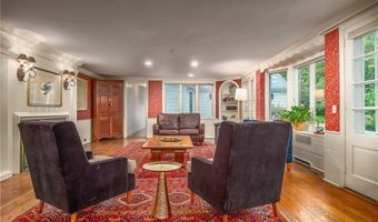 2 Cherry Ln, Bristol, RI 02809