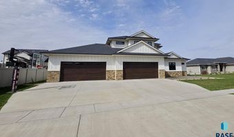 2816 E Sunflower Cir, Brandon, SD 57005